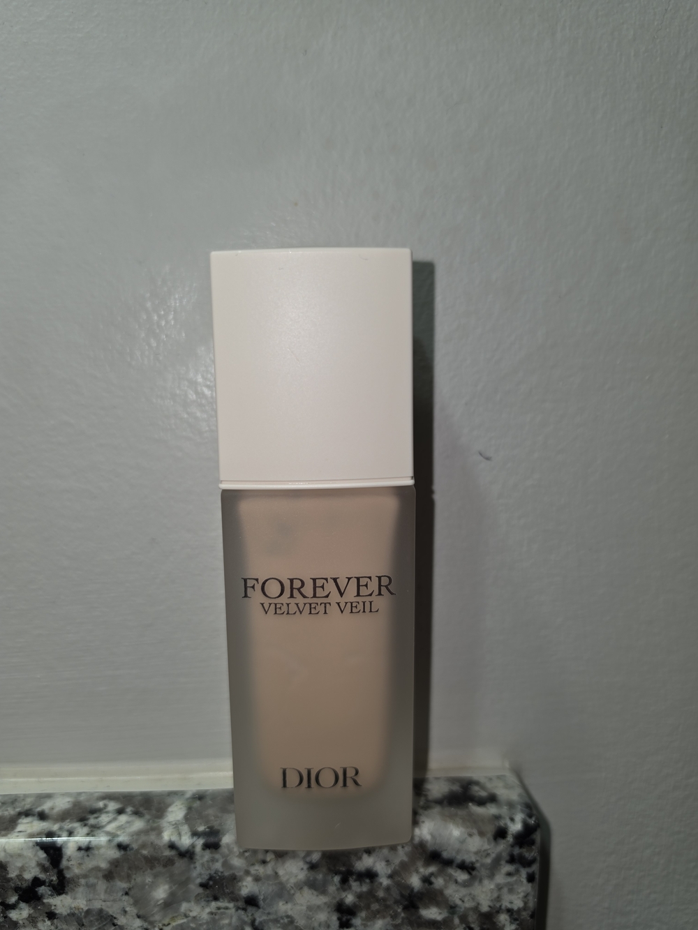 Dior Forever Velvet Veil Blurring Matte Primer.